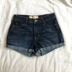 Hollister High Rise Short-Short